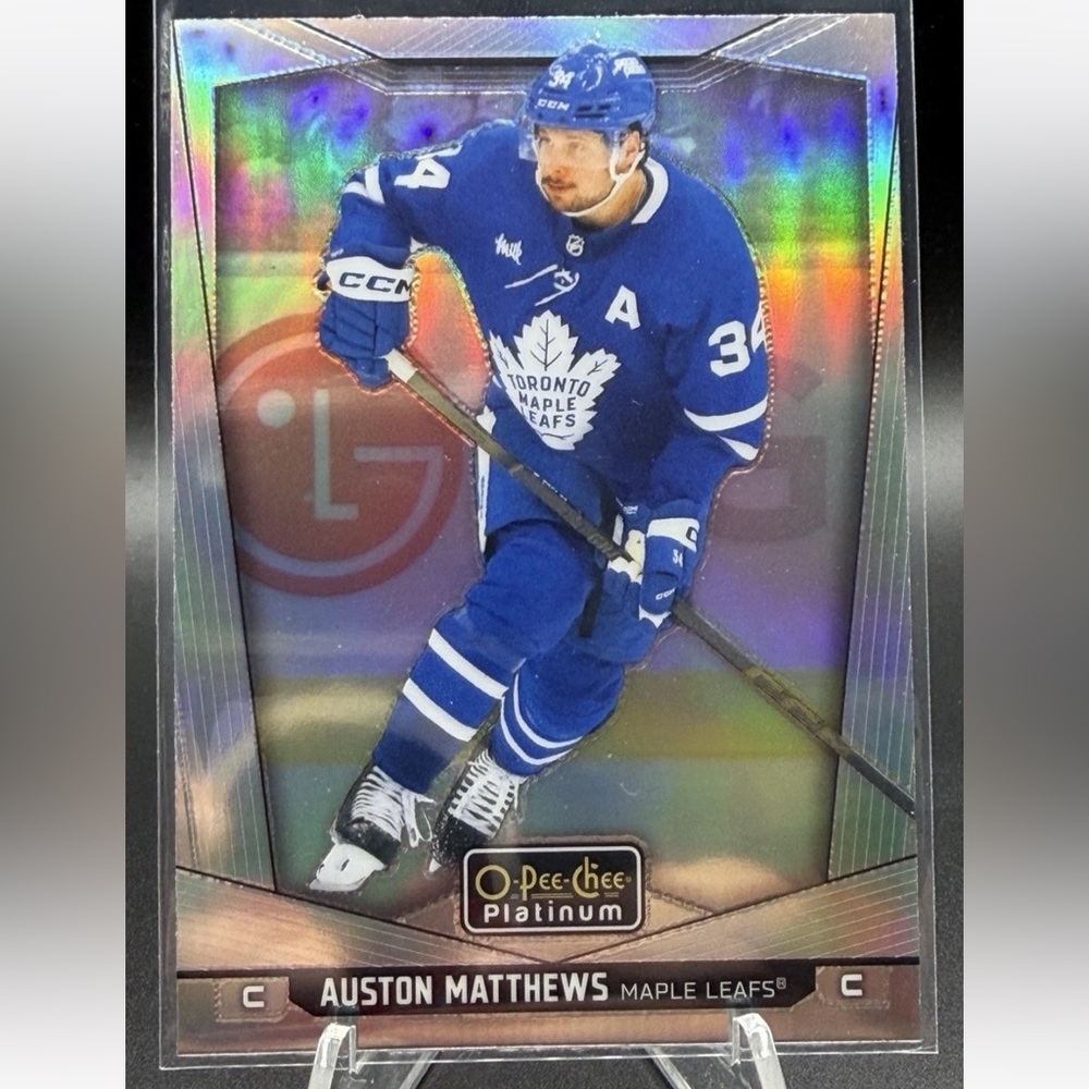 Auston Matthews 2024/25 OPC Platinum Toronto Maple Leafs Hockey Card